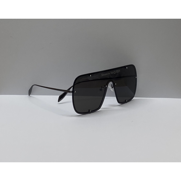 Alexander McQueen  AM0362S 001 99-01 140 XL - Image 2