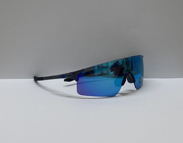Centroptical Ophthalmic Opticians - oakley 5