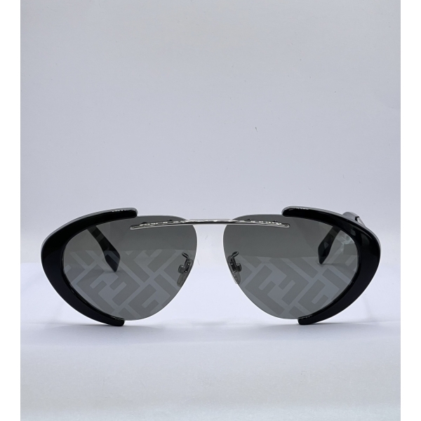 FENDI FE40042U 01C 5911 145 *3 A