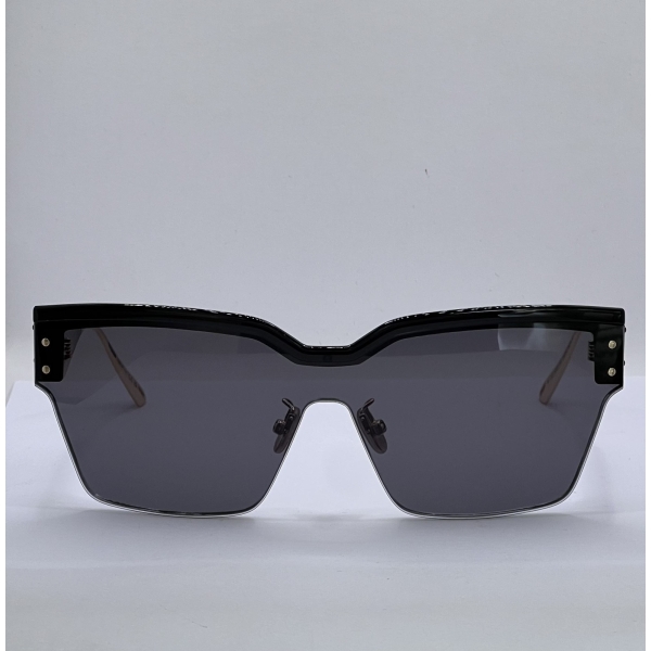 CHRISTIAN DIOR  2.2 45A0 *3 143 0 140 W A