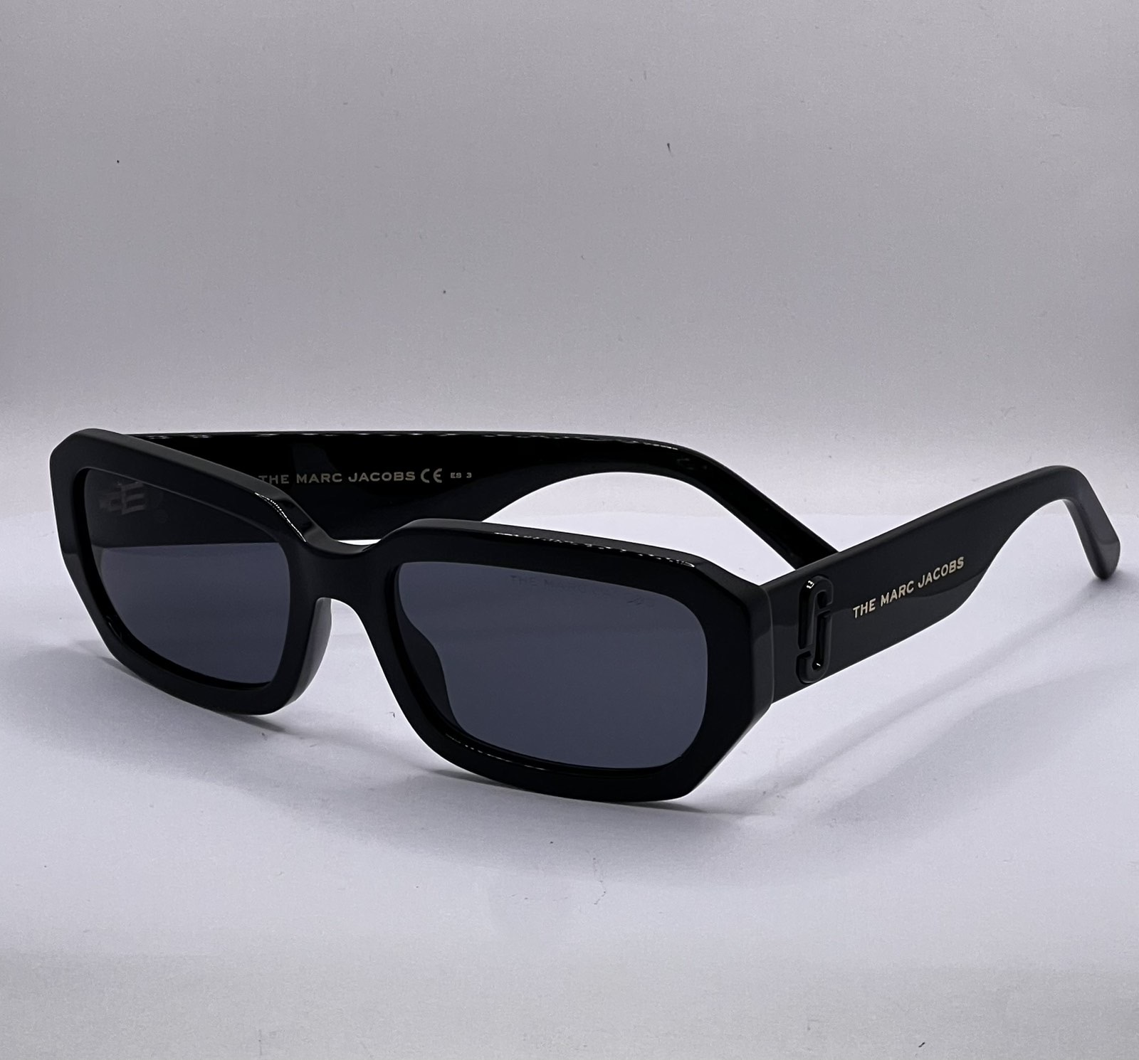 Marc Jacobs Men's Rectangular Sunglasses Flat Top Blue MARC 55/S 6VX –  Watches & Crystals